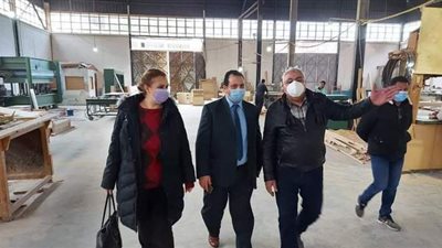 ممثلو تحديث الصناعة يتفقدون 11 مصنعا في قطاع الصناعات الخشبية والأثاث