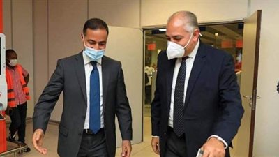 السفير المصري بالكونغو يرافق بعثة الأهلي
