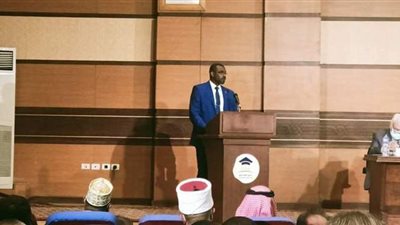 وزير الأوقاف السوداني: الحرية ضرورة للحوار البنَّاء