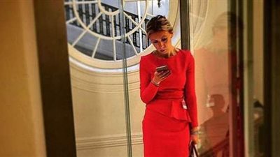 سيطروا على عواطفكم.. مسئولة روسية توبخ الرجال بعد ملاحقتهم لها