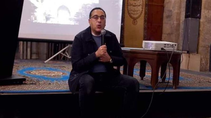 رئيس الوزراء في حوار