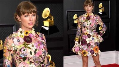 تايلور سويفت تتألق بفستان مليء بالورود على ريد كاربت Grammy 2021 | صور