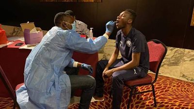 بعثة بيراميدز تجري مسحة كورونا استعدادا لنومونجو | صور