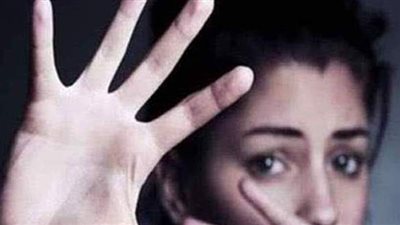 نيابة النزهة تأمر بتفريغ فيديو التحرش داخل المترو