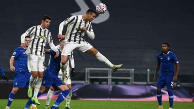 رونالدو يغسل أحزانه الأوروبية بثلاثية ليوفنتوس في شباك كالياري