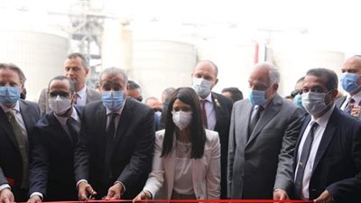 افتتاح المركز الإقليمي لتكنولوجيا تخزين وتداول الحبوب بصومعة برقاش