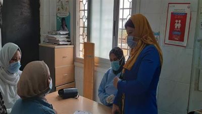 جامعة بنها تطلق قوافل طبية وبيطرية لقرى كفر شكر