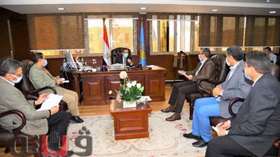 محافظ الغربية يعقد اجتماعاً لمناقشة الموقف المالي للمشروعات الجارية