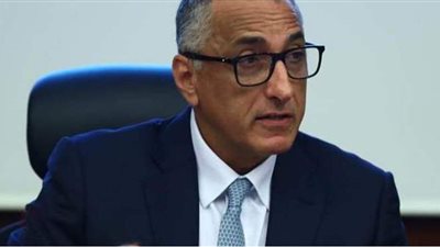 البنك المركزي: 28 مليار دولار تحويلات المصريين في الخارج