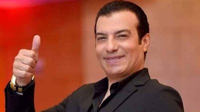 إيهاب توفيق يكشف تفاصيل أغنيته أنت اختياري والمطربة التي تشاركه الكليب | فيديو