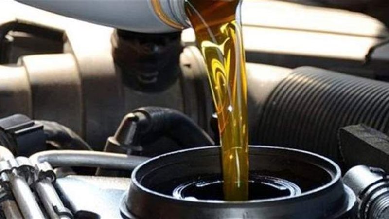 زيت المحرك المناسب