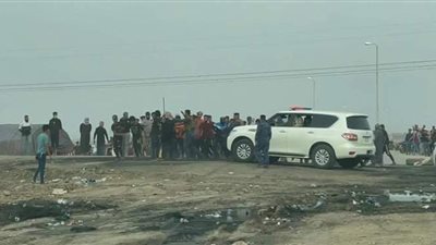 متظاهرون يهاجمون موكب محافظ ذي قار العراقية