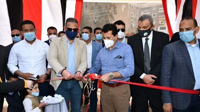 وزيرالرياضة ومحافظ الفيوم يفتتحان نادي الصفوة