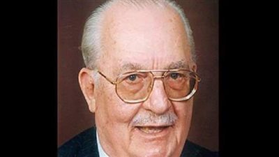 ذكرى رحيل ابن الباشا.. اتجه إلى الرمز وهاجم عبد الناصر بعد رحيله