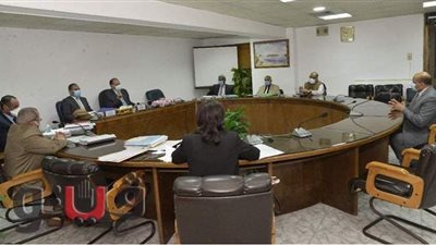 محافظ أسيوط يترأس اجتماعا لشغل عدد من الوظائف القيادية|صور