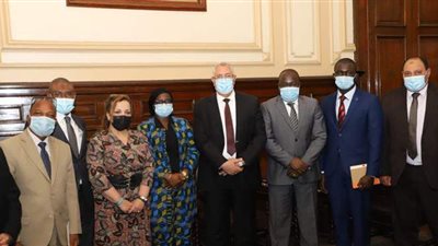 وزير الزراعة يستقبل وزيري الخارجية والطاقة ومستشار رئيس الجمهورية بغينيا لبحث آفاق التعاون الزراعي