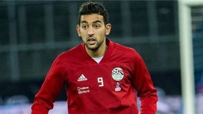 شكوك حول لحاقه بمعسكر المنتخب.. كوكا يغيب عن أولمبياكوس أمام أرسنال