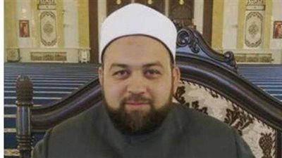 تعرف على إمام مسجد صلاح الدين بالمنيل طوال رمضان