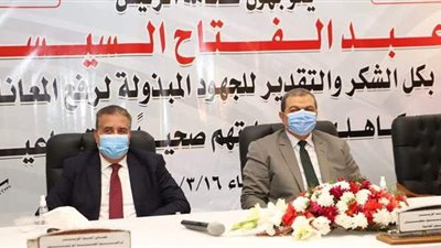 ضمن حياة كريمة .. تسليم 15عقد عمل لذوي الهمم بالمنوفية