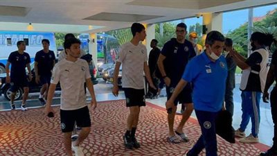 بعد الفوز على نامونجو.. استقبال حافل لبيراميدز في فندق الإقامة | صور