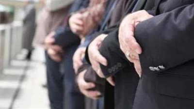 كيفية ترتيب الجنازات إذا كانوا رجالا ونساء وصغارا