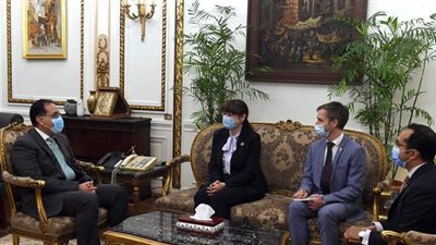 رئيس الوزراء يلتقي المنسق المقيم للأمم المتحدة في مصر