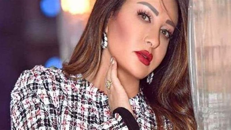 الفنانة لطيفة التونسية