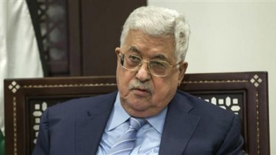 الرجوب: أبومازن تجاوز مرحلة الخطر وتناول الإفطار مع نجليه