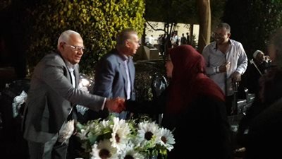 محافظ بورسعيد يشارك نزلاء دار الفتيات القاصرات الإفطار (صور)