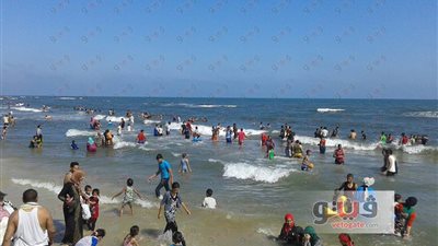 بالصور.. إقبال المواطنين على مصيف بلطيم احتفالا بالعيد