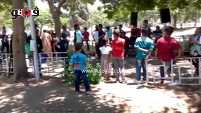 بالفيديو.. وصلة رقص للشباب على الأغاني الشعبية بالحديقة الدولية