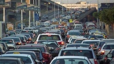 كثافات مرورية متباينة في طرق الجيزة