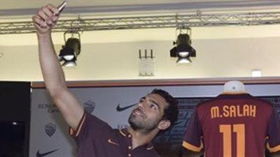 محمد صلاح يتفوق على «توتي» في استفتاء «روما»