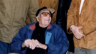 الأهلي يبدأ لقاء أورلاندو بالوقوف دقيقة حدادًا على روح 