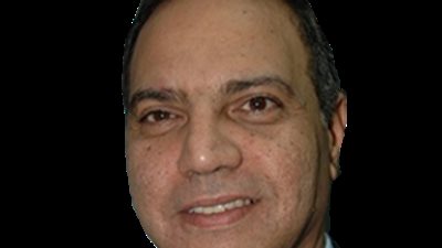 رئيس «القابضة لمصر للطيران»: تكبدنا خسائر بسبب ضعف التشغيل وارتفاع سعر العملة