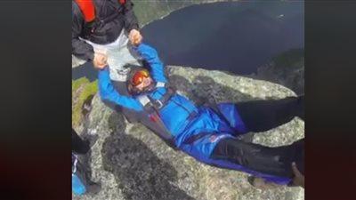 أقوى القفزات لأشخاص يسبحون في الهواء (فيديو)