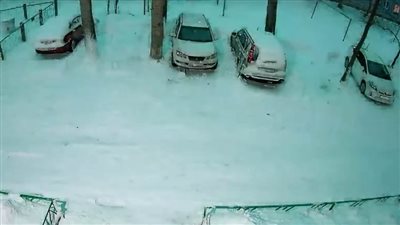 ضوء غريب في سماء  إقليم ألتاي وسط روسيا (فيديو)