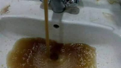 بالصور.. أهالي «النمروط» بالشرقية يشتكون من سوء حالة مياه الشرب