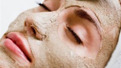 ماسك الخميرة وجنين القمح لجمال ونضارة بشرتك