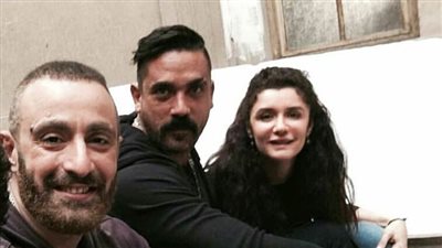 أمير كرارة «كلمة السر» في نجاح فيلم أحمد السقا «هروب اضطراري»