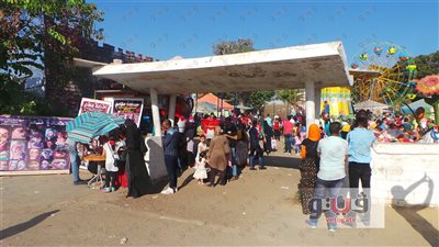 بالفيديو.. إقبال الأطفال في الإسكندرية على الملاهى ثالث أيام عيد الفطر