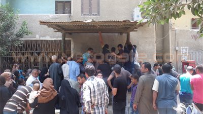 بالصور.. زحام أهالي الشرقية على شبابيك السجل المدنى