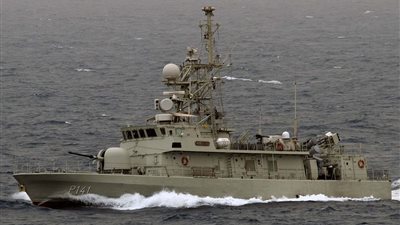 الإمارات تدمر زورقين للحوثيين في البحر الأحمر