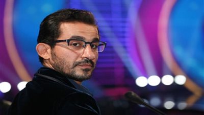 أحمد حلمي ناعيا نور الشريف: «حقا أنت الحاضر الغائب»