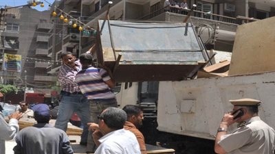 شرطة النقل تضبط 146 بائعا متجولا بالمحافظات