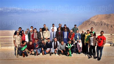 طلاب جامعة طنطا في زيارة ميدانية لمدينة ومنتجع الجلالة (صور)