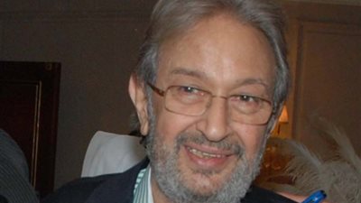 الجمعة.. عزاء نور الشريف بمسجد عمر مكرم