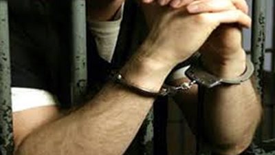 ضبط خريج جامعي بتهمة النصب وممارسة السحر والشعوذة