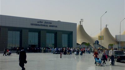 مطار الغردقة يستقبل أولى الرحلات السياحية القادمة من لبنان