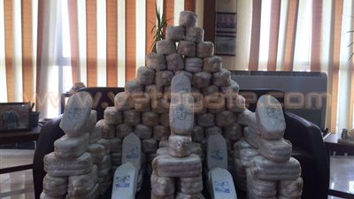 بالصور.. القبض على تاجر بحوزته 385 طربة حشيش في الإسماعيلية